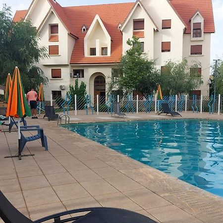 Ifrane Apartment With Swimming Pool Exterior foto